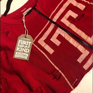 LF first of a kind cropped sweatshirt